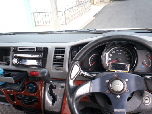 รถตู้โตโยต้าคอมมูเตอร์ ปี2007จัดไฟแนนซ์เต็ม ไม่ต้องดาวน์ก็ได้ สีบรอนเงิน แต่งVIP TV DVD แอร์ไมโครบัส ประกันชั้น1 สีเดิม เครื่อง2JZ LPGระบบหัวฉีด ถังโดนัท70ลิตร