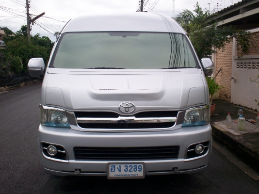 รถตู้โตโยต้าคอมมูเตอร์ ปี2007จัดไฟแนนซ์เต็ม ไม่ต้องดาวน์ก็ได้ สีบรอนเงิน แต่งVIP TV DVD แอร์ไมโครบัส ประกันชั้น1 สีเดิม เครื่อง2JZ LPGระบบหัวฉีด ถังโดนัท70ลิตร