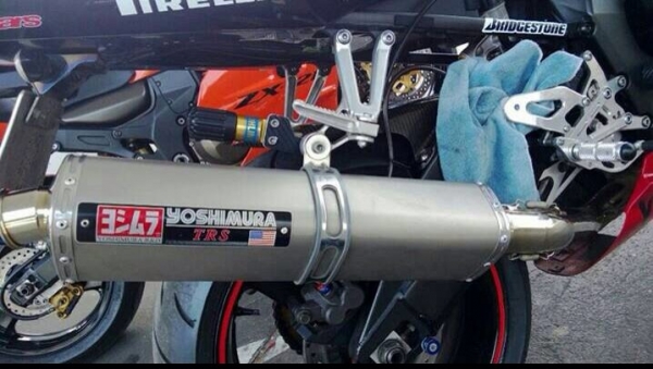 ขาย YAMAHA R1 ปี2003 อินวอยล์ ปรับราคาเเล้วคับ