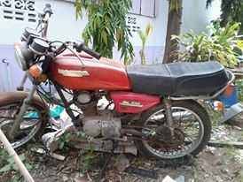 Honda GL100รถมีทะเบียนพร้อมโอนคับแต่ขาดต่อใช้งานได้เลยใช่ทุกวันสนใจรายละเอียดโทคุยเลยคับ 082-1977661 วิทย์