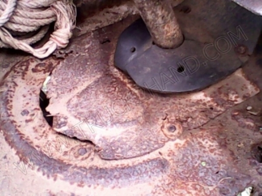 รถบรรทุก 6 ล้อ ยี่ห้อ ISUZU 100 แรงม้า