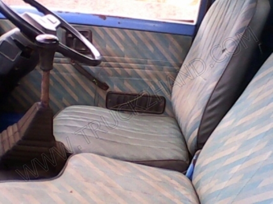 รถบรรทุก 6 ล้อ ยี่ห้อ ISUZU 100 แรงม้า