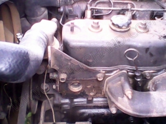 รถบรรทุก 6 ล้อ ยี่ห้อ ISUZU 100 แรงม้า