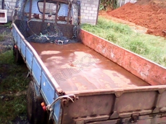 รถบรรทุก 6 ล้อ ยี่ห้อ ISUZU 100 แรงม้า