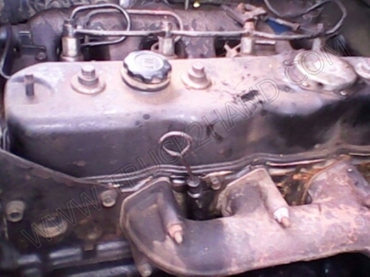 รถบรรทุก 6 ล้อ ยี่ห้อ ISUZU 100 แรงม้า