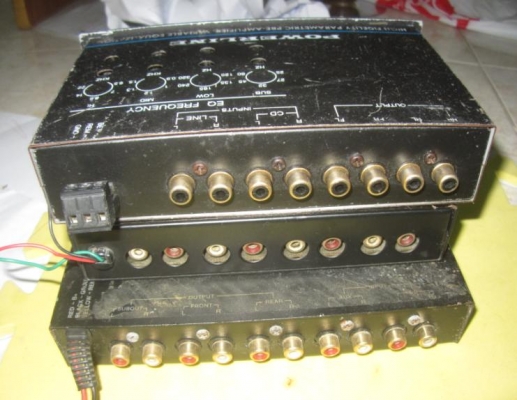 เหลือตัวเดียวแล้วครับ Pre amp Hi-end จาก USA เหลือยี่ห้อ RockfordFosgate ครับ เหลือตัวเดียวแล้วครับ Pre amp Hi-end จาก USA เหลือยี่ห้อ RockfordFosgate ครับ