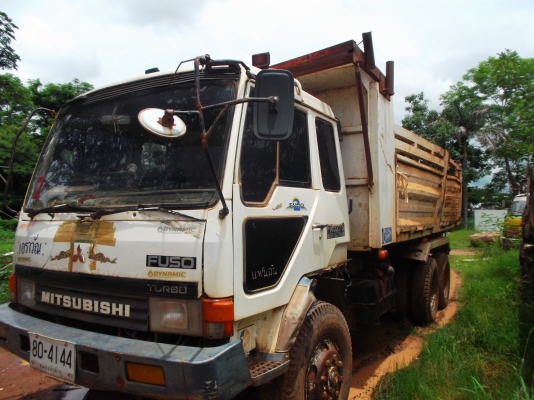 ขายด่วนรถสิบล้อหลงโบซ๊L4686เครือง6D16โบ220แรงม้า