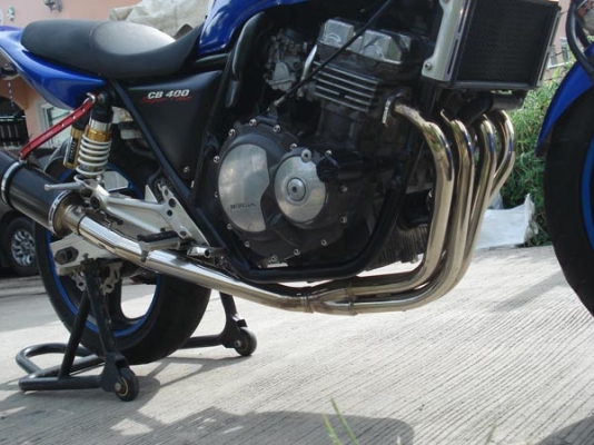 ขาย CB400sf สภาพสวยๆท้ายแต่งเทค3เครื่องดีท่อแต่งเสียงโหดๆคับ(อินวอย+สรรพสารมิตร)