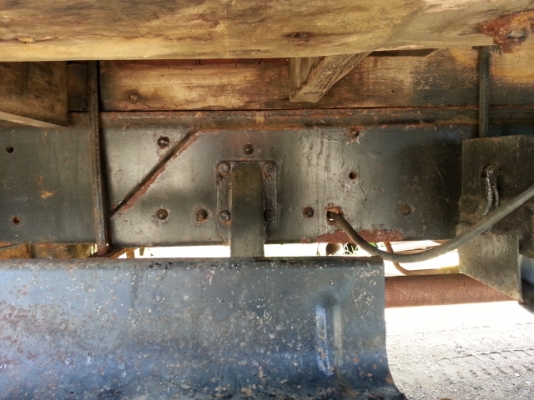 ขาย 10 ล้อหน้ายาว เพลาเดียวสภาพสวยมากครับ