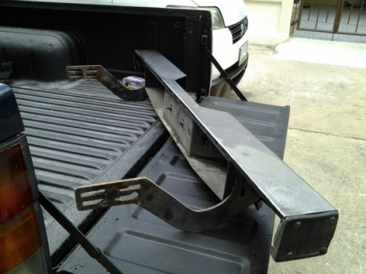 กันชนหลังบิ๊กเอ็มตามรูปขายถูกๆ มีขอลาก