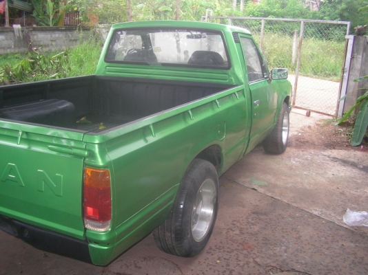 720 ช่วงสั้น4ขอ   มีชุดแอร์ล้อแมกขอบ15 8.5นิ้ว สวย