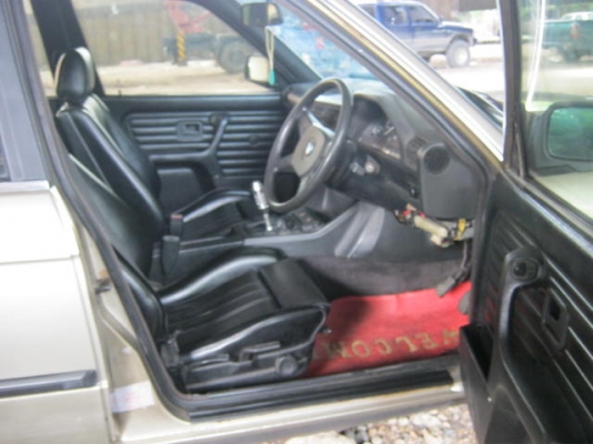 BMW, E30 สวยๆเดิมๆพร้อมขับแอร์เย็น39500 BMW, E30 สวยๆเดิมๆพร้อมขับแอร์เย็น39500