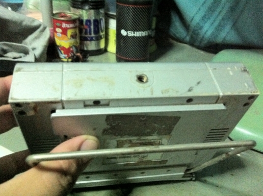 ขาย จอ LCD 5 นิ้ว จอสี ต่อ AV ได้ ต่อเป็นจอดูหนังในรถได้ ดูทีวีได้  มีเสาอากาศในตัว ต่อเสาอากาศภายนอกได้ มีสำโพงในตัว มีช่องเสียบหูฟัง ต่อสัญญาณเสียงออกภายนอกได้ ใช้ได้ทั้งไฟบ้านและไฟรถยนต์ พร้อมส่ง ราคาต่อรองได้ สามพราน นครปฐม