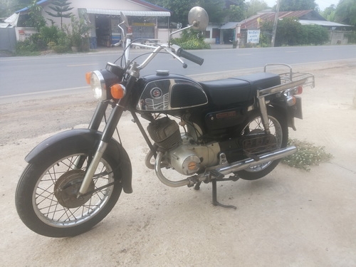 suzuki k125 mark2 ทะเบียนเต็มพร้อมโอนคับ 27000ครับ suzuki k125 mark2 ทะเบียนเต็มพร้อมโอนคับ 27000ครับ