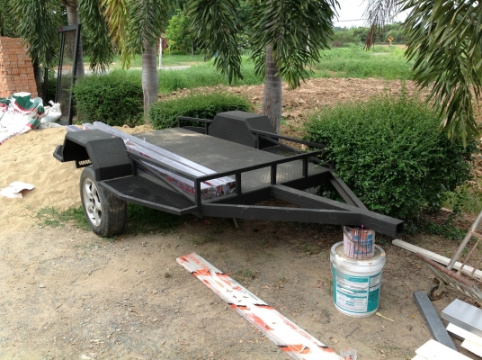 รถรากจุงการเกษตรกรเอาไว้บันทุกเครื่อง บันทุกสิ่งของมากมาย