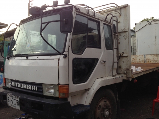 ขาย 6 ล้อ มิตซู รุ่น FK 455 เครื่อง 160 แรง พื้นเรียบ ยาว 5.50 เมตร ปี 2541