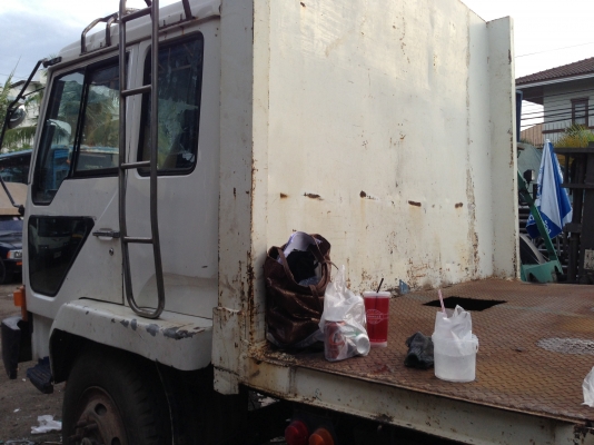 ขาย 6 ล้อ มิตซู รุ่น FK 455 เครื่อง 160 แรง พื้นเรียบ ยาว 5.50 เมตร ปี 2541