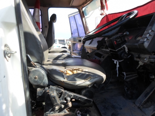 ขายรถโม่ปูน isuzu โม่ตรง 6 คิว รถใช้งานอยู่