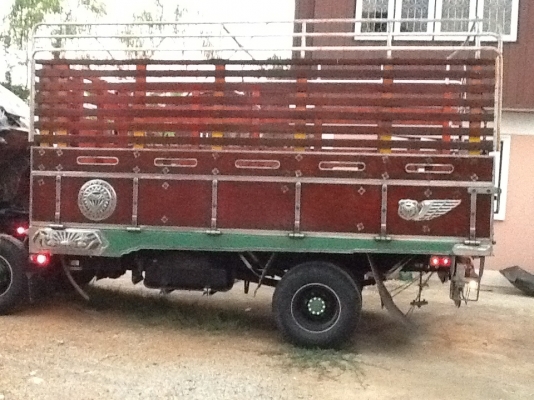 ขายหกล้อฮีโน่FC เครื่อง120แรงรถปี38กระบะไม้ยาว4.30เมตรแอร์พร้อมสวยจริงคับ