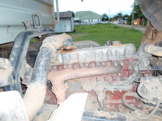 ขายสิบล้อ FM 3H 195 แรง  กะบะสามิตร รอนเฉียง เอกสารพร้อมโอน