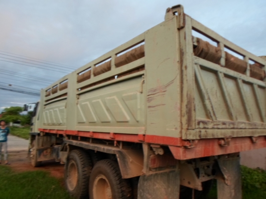 ขายสิบล้อ FM 3H 195 แรง  กะบะสามิตร รอนเฉียง เอกสารพร้อมโอน