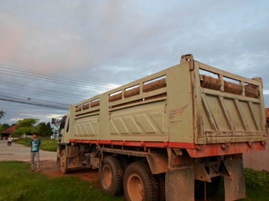 ขายสิบล้อ FM 3H 195 แรง  กะบะสามิตร รอนเฉียง เอกสารพร้อมโอน