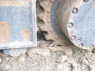 ขาย Komatsu PC 200-7 เอกสารอินวอยล์ ไฟ้ฟ้าครบแอร์เย็น โทร 088-4501277