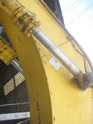 ขาย Komutsu PC160-6 เก่านอก ทะเบียน โทร 088-4501277