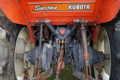 ขายรถไถ KUBOTA L1-295 ระบบ 4WD พวงมาลัยพาวเวอร์ ขายรถไถ KUBOTA L1-295 ระบบ 4WD พวงมาลัยพาวเวอร์