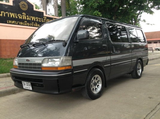 ..........TOYOTA, HIACE 2.5 ............