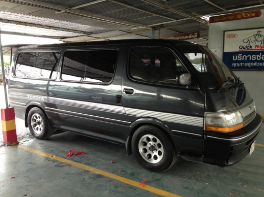 ..........TOYOTA, HIACE 2.5 ............
