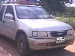 ISUZU DRAGON EYE SPACECAB SLX 2.8 TURBO MT ปี 2002 รถสวยเดิมๆดีไม่เคยมีอุบัติเหตุหนัก กระบะคอกเหล็กสภาพดีพร้อมใช้งาน เครื่องแห้งแรงดี ภายในสวยครบ แอร์เย็น พวงมาลัยเพาเวอร์ กระจกไฟฟ้า ช่วงล่างแน่น ยางดี เอกสารทะเบียนภาษีครบพร้อมโอน ราคาต่อรองได้ครับ