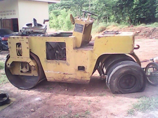 ขายรถบดถนน SAKAI TG40 ขนาด 4 ตัน สั่นสะเทือน ขายตามสภาพไม่มีเครื่อง เอกสารสัญญาซื้อขาย