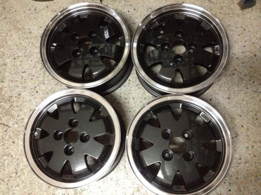 ขายล้อมือสอง ขอบ13 กว้าง 6.5 4 รู100