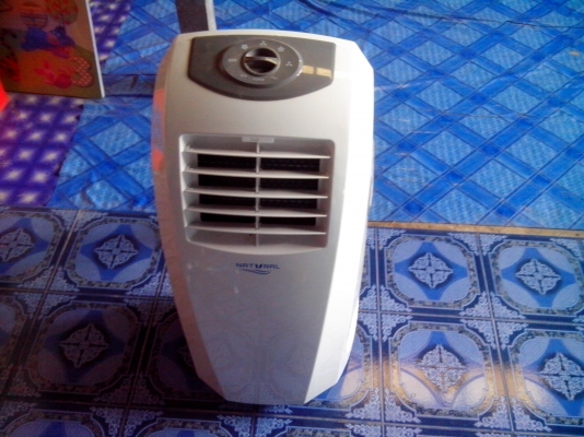 ขายแอร์เคลือนที่ ซื้อมาไม่ได้ใช้  9000 BTU