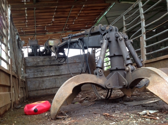 ขาย HENO FF3H 195แรง เคน3ตัน ปี36 (ต่อรองได้) ขาย HENO FF3H 195แรง เคน3ตัน ปี36 (ต่อรองได้)