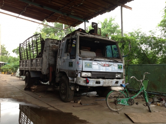 ขาย HENO FF3H 195แรง เคน3ตัน ปี36 (ต่อรองได้)