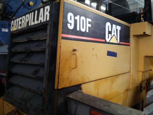 ขายรถตัก 910F ทำบุ้งกี๋ใหม่  สนใจติดต่อสอบถามได้ค่ะ 087-3310254 ค่ะ