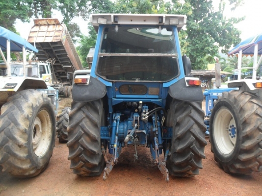 ขายแล้วคุณมติศักดิ์ รับรถไปแล้วครับ รถไถฟอร์ด6810 เทอร์โบ 2เพลา คาราโร่ ขอบคุณมากครับ