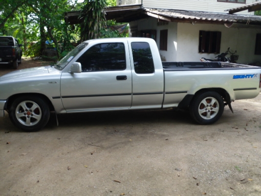 ขายไมตี๋เอ็ก แคป ปี95 เครือง2.5 สภาพพร้อมใช้ รถสวยปิ้ง