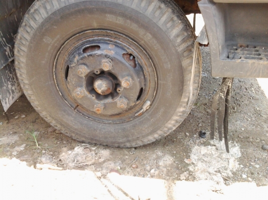 ขาย ISUZU ROCKY FVM32MY ถังเลสน์ ขาย ISUZU ROCKY FVM32MY ถังเลสน์