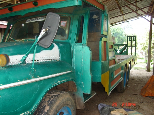 ขายรถเทลเลอร์บรรทุกรถเกี่ยว เครื่องยนต์ isuzu 6bf1 170 แรง  พวงมาลัยพาวเวอร์