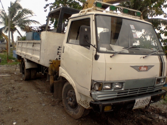 ขาย HINO 6 ล้อ