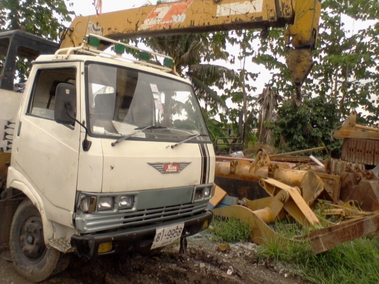 ขาย HINO 6 ล้อ