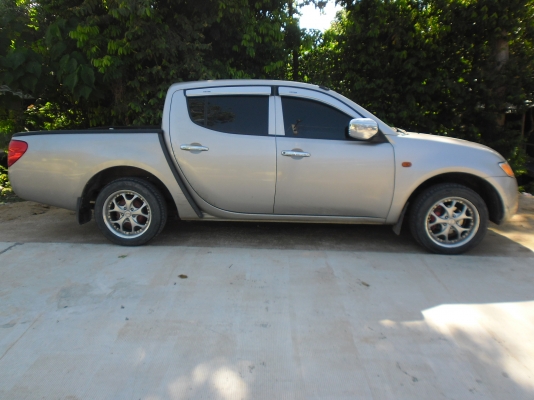 ฝากขาย ไททัน4ประตู หลุดจํานําไม่มีทะเบียน