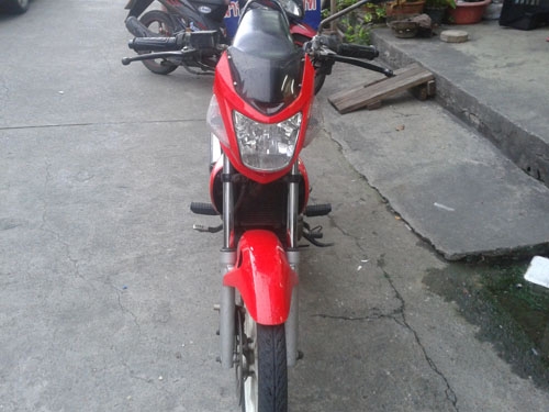 sonic ปี46 สีแดงดำ สตารจ์มือ ล้อแม็ขาว เครื่องดี เอกสารครบ  ชุดสีสดเครื่องเดิมทุกชิ้น ท้าให้มาลองขับค่ะ