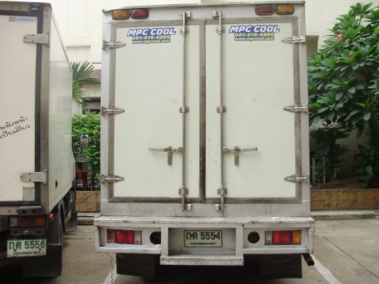 ขายรถบรรทุก 4 ล้อ มิตซู แคนเตอร์ พร้อมตู้บรรทุก(ตู้เย็น)