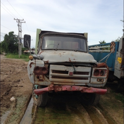 ขาย6ล้อดั้มตามสภาพ รถใช้งานได้