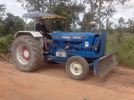 ขายรถไถ   FORD   77     T3