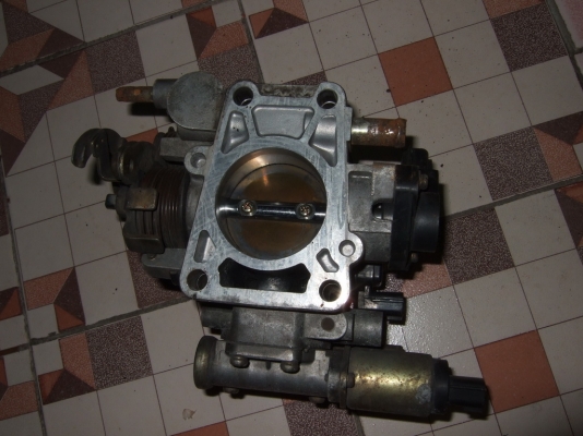 ขายจานจ่าย ถูกๆอะไหล่ เครื่องยนต์ GA16  NISSUN SUNNY B14